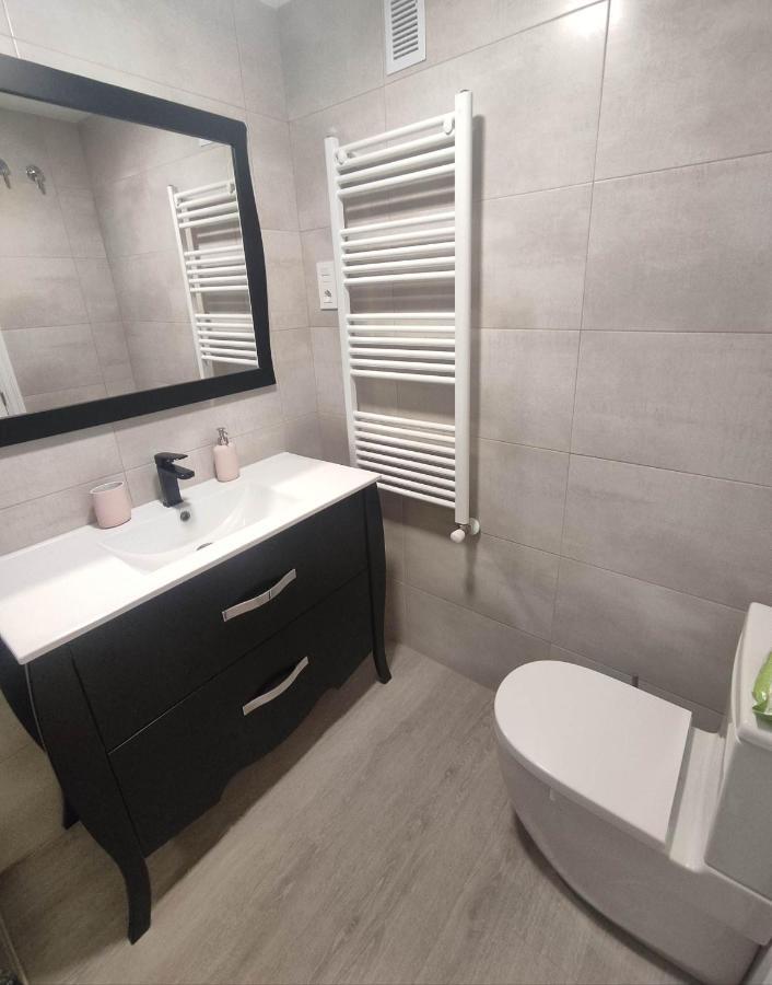 Precioso Apartamento Con Terraza, Pistas De Padel Y Piscinas Apartamento Castro Urdiales Exterior foto
