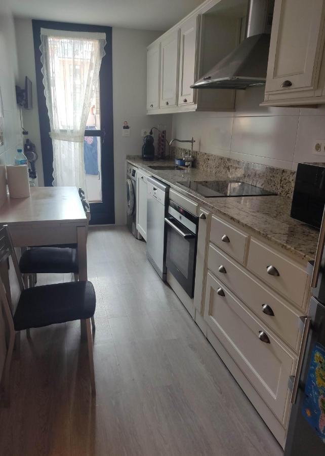 Precioso Apartamento Con Terraza, Pistas De Padel Y Piscinas Apartamento Castro Urdiales Exterior foto