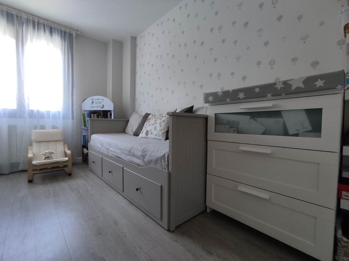 Precioso Apartamento Con Terraza, Pistas De Padel Y Piscinas Apartamento Castro Urdiales Exterior foto