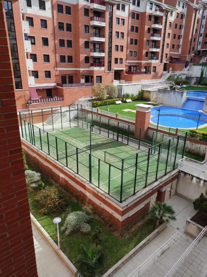 Precioso Apartamento Con Terraza, Pistas De Padel Y Piscinas Apartamento Castro Urdiales Exterior foto