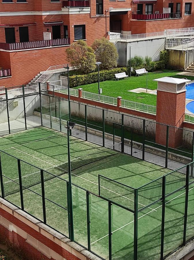 Precioso Apartamento Con Terraza, Pistas De Padel Y Piscinas Apartamento Castro Urdiales Exterior foto